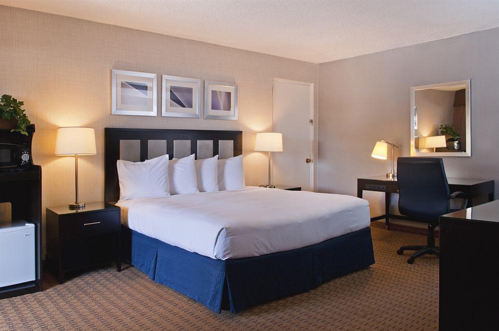 Wyndham Albuquerque Hotel & Conference Center Phòng bức ảnh